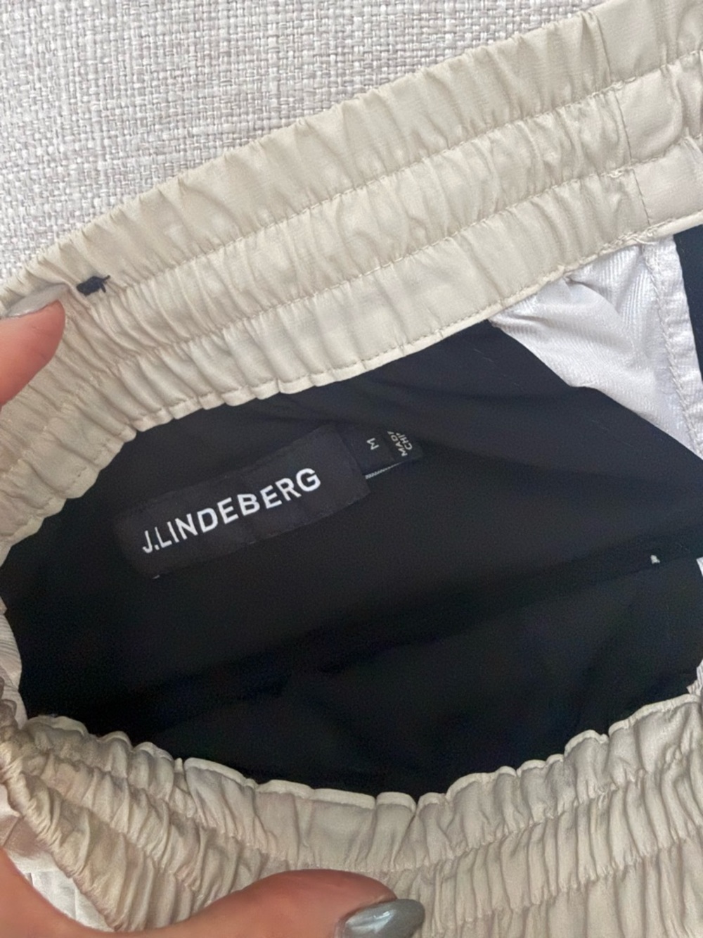 Convertible Cargo Pants-Shorts with Zippered Pocket - Picture 4 of 6